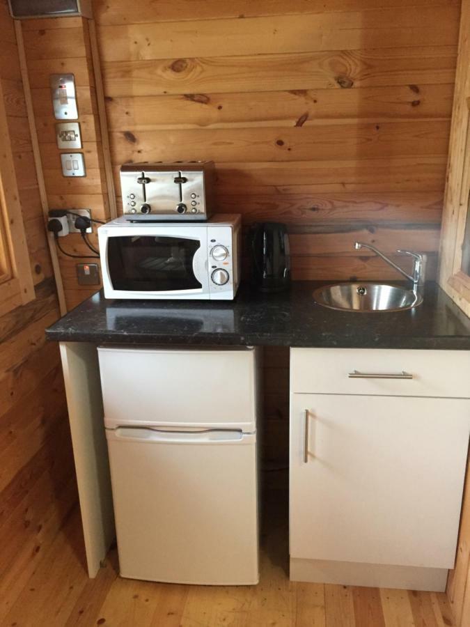 Chalet Free Sauna & Spa Superking Bed Killaloo Exterior photo